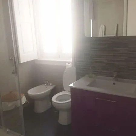 Your Flat In Lisbon South Bay * Almada